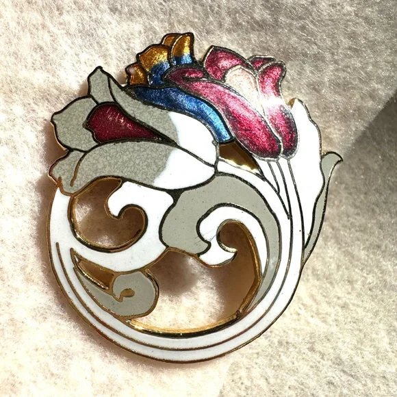 2 Cloisonne Pieces: Puffy Pendant and a Brooch - Picture 3 of 9